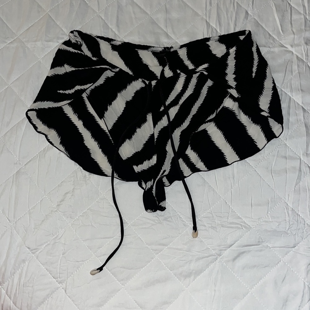 INDAH basso zebra shorts - Picture 4 of 10